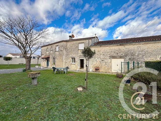 maison à vendre - 6 pièces - 138.5 m2 - FLEAC - 16 - POITOU-CHARENTES - Century 21 Aloha Immobilier